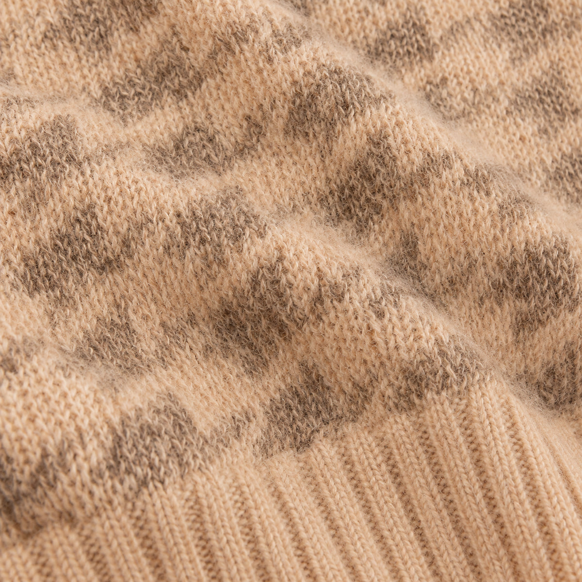 MAGLIONE 