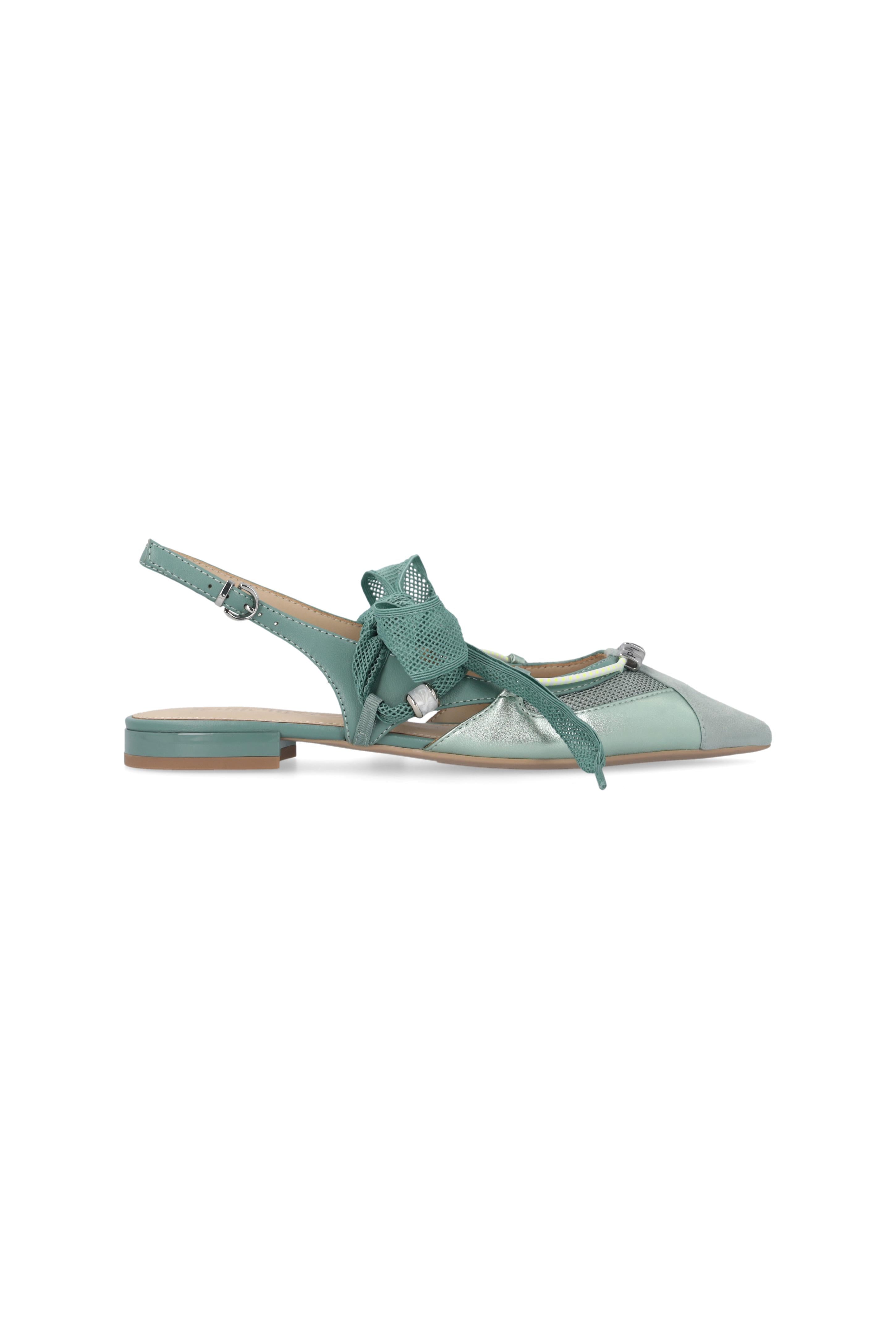 SCARPE BASSE 