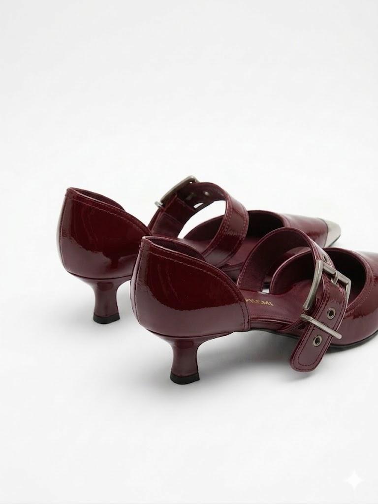 SCARPE CON TACCO 