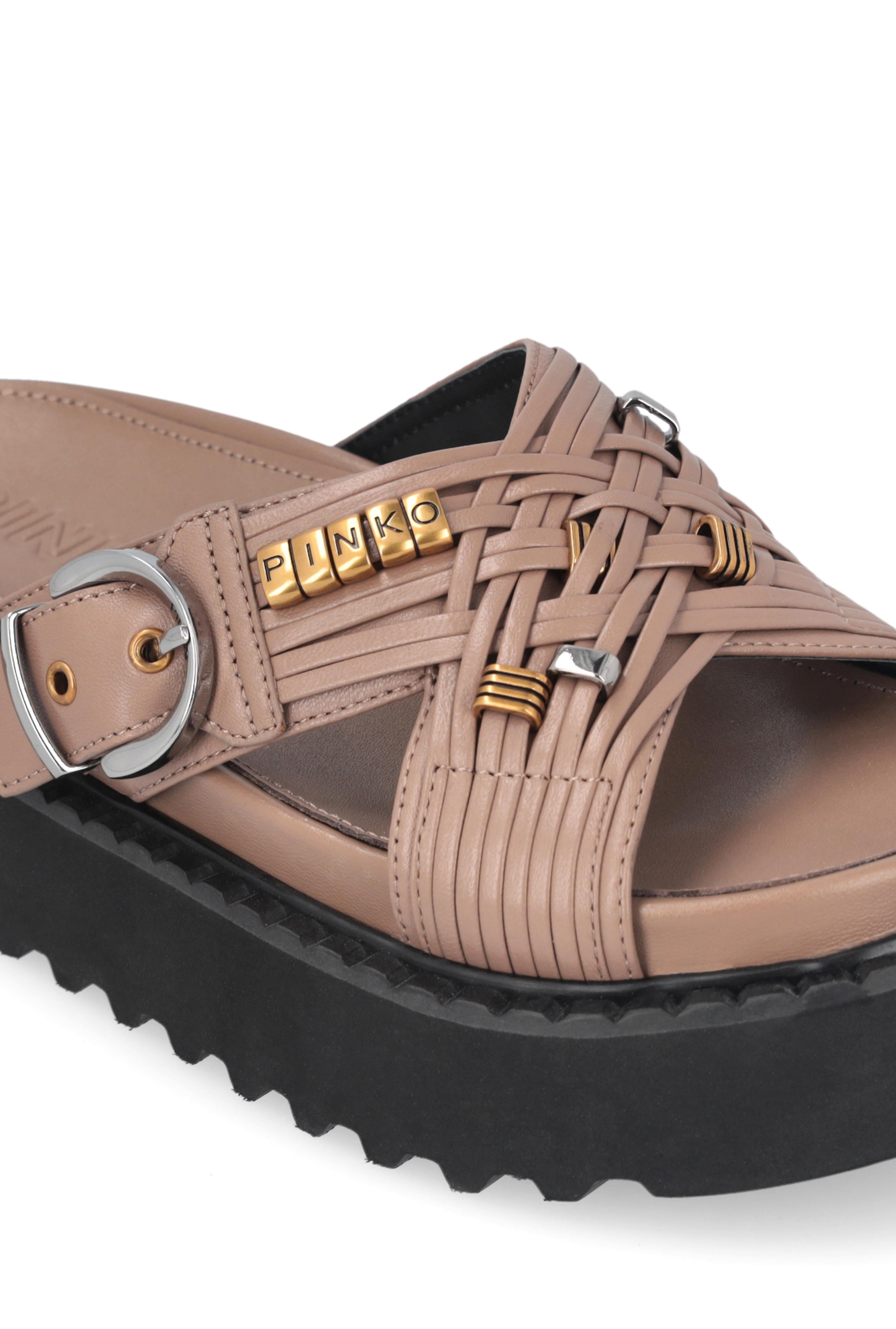 SCARPE BASSE 