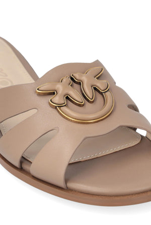SCARPE BASSE 